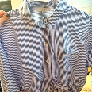 Semi cropped button down